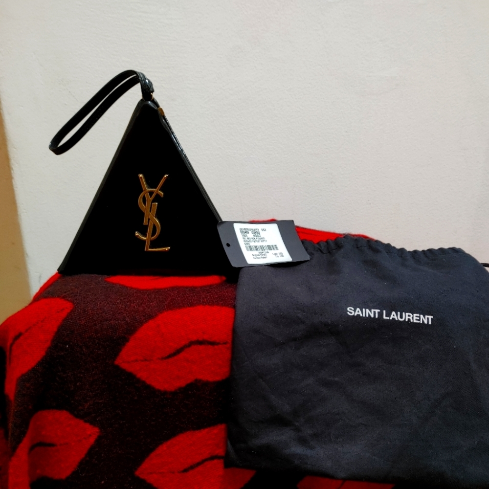 Saint Laurent Black Monogram Pyramid Box Clutch